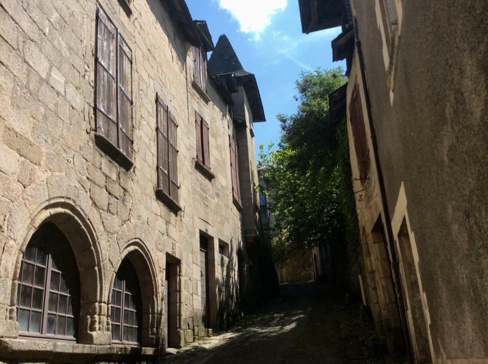 לינה וארוחת בוקר Treignac L'Ancienne Maison מראה חיצוני תמונה